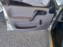 CHEVROLET - CLASSIC - 2008/2009 - Dourada - R$ 23.000,00