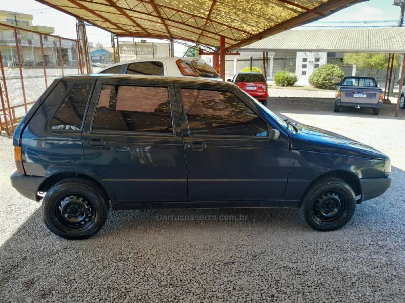 FIAT - UNO - 1995/1995 - Azul - R$ 11.000,00