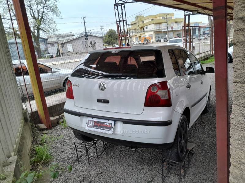 VOLKSWAGEN - POLO - 2006/2006 - Branca - R$ 27.500,00