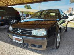 VOLKSWAGEN - GOLF - 2001/2002 - Preta - R$ 28.500,00