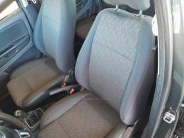 VOLKSWAGEN - FOX - 2013/2013 - Cinza - R$ 42.000,00