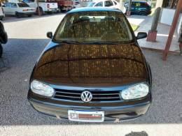 VOLKSWAGEN - GOLF - 2001/2002 - Preta - R$ 28.500,00