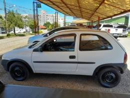 CHEVROLET - CORSA - 1997/1997 - Branca - R$ 12.000,00