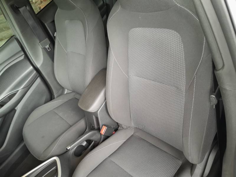 CHEVROLET - ONIX - 2023/2023 - Preta - R$ 84.000,00