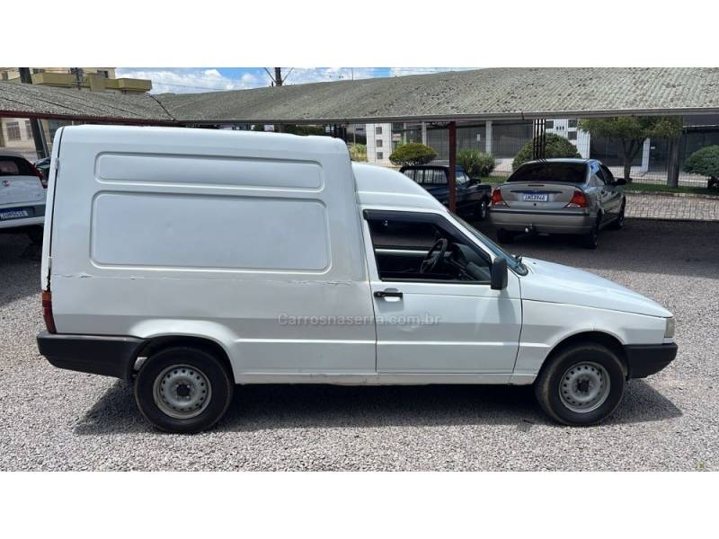 FIAT - FIORINO - 1998/1998 - Branca - R$ 16.000,00