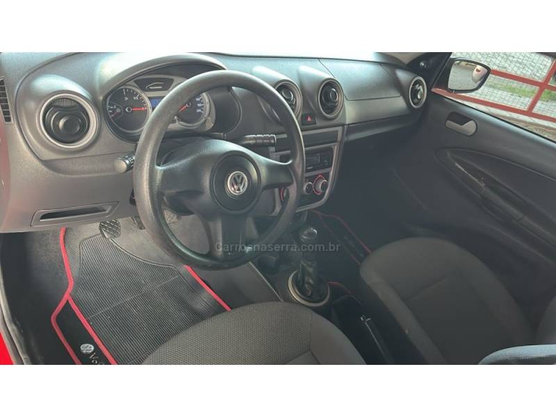 VOLKSWAGEN - GOL - 2008/2009 - Vermelha - R$ 27.500,00