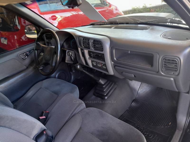 CHEVROLET - S10 - 2010/2011 - Preta - R$ 59.900,00
