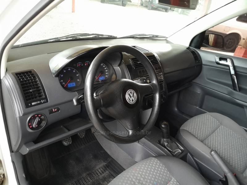 VOLKSWAGEN - POLO - 2006/2006 - Branca - R$ 27.500,00