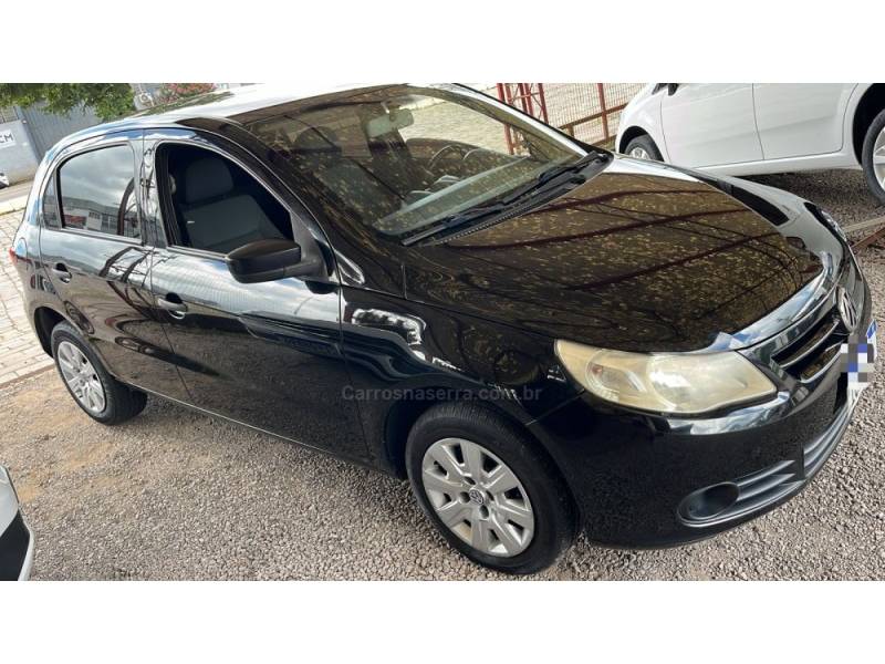 VOLKSWAGEN - GOL - 2008/2009 - Preta - R$ 25.000,00