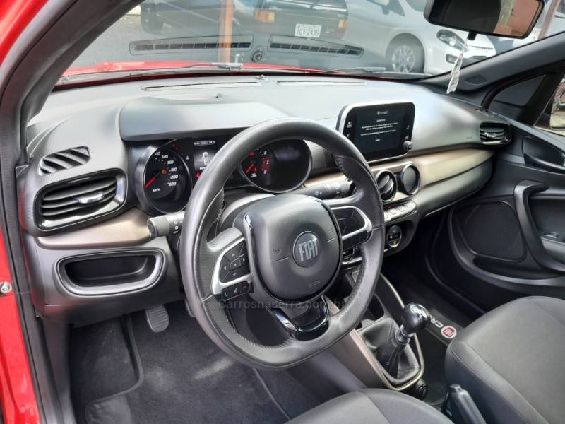 FIAT - CRONOS - 2021/2022 - Vermelha - R$ 68.900,00