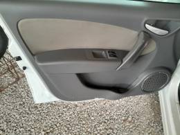 FIAT - PALIO - 2013/2014 - Branca - R$ 38.800,00