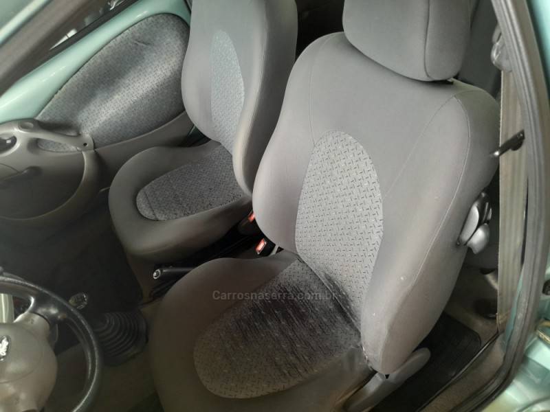 FORD - KA - 2002/2003 - Verde - R$ 13.000,00