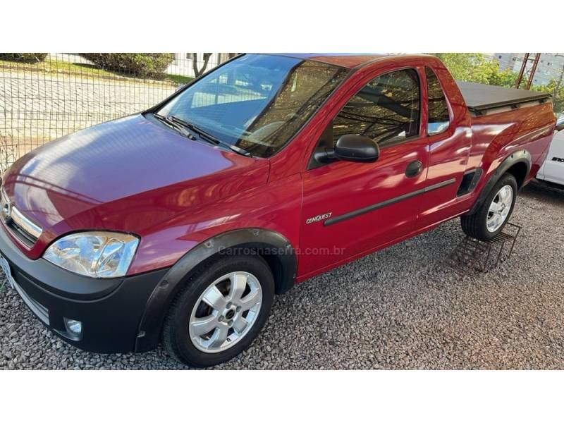 CHEVROLET - MONTANA - 2008/2009 - Vermelha - R$ 33.000,00