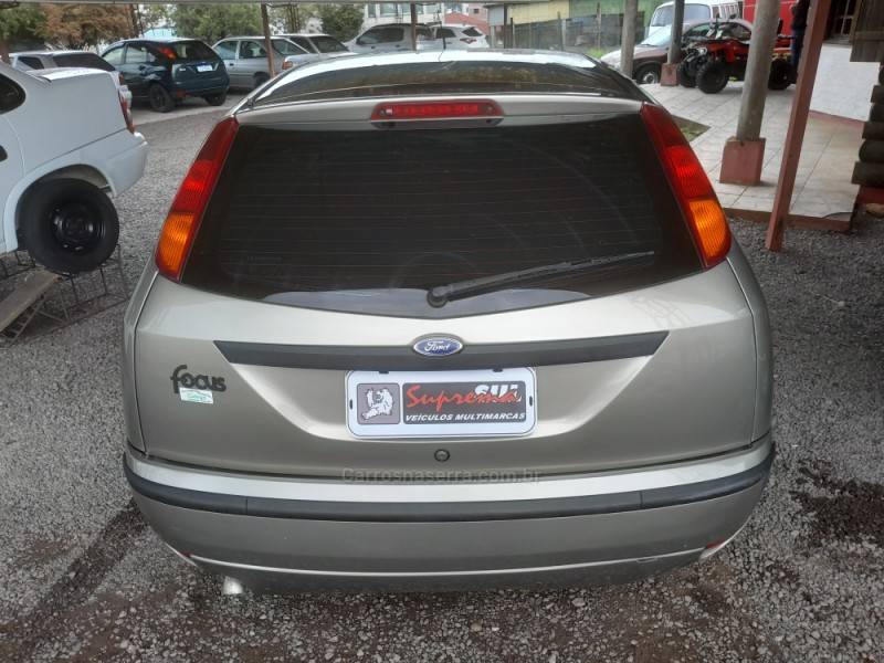 FORD - FOCUS - 2009/2009 - Prata - R$ 29.000,00