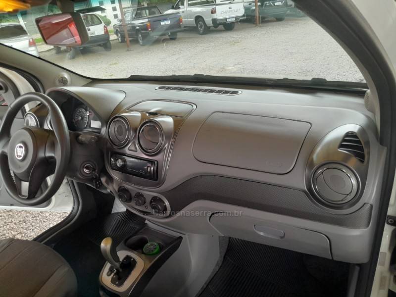 FIAT - PALIO - 2013/2014 - Branca - R$ 38.800,00