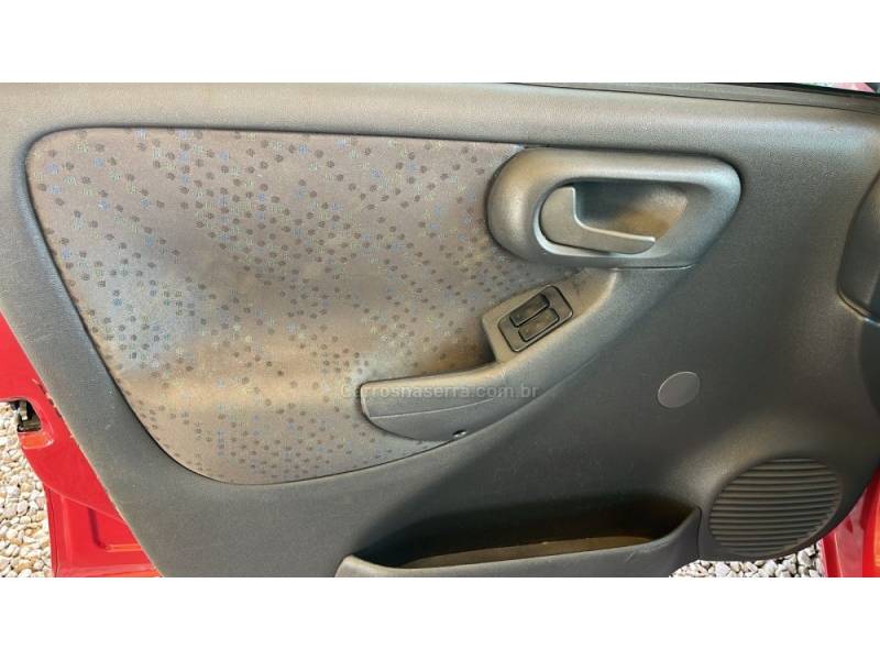 CHEVROLET - MONTANA - 2008/2009 - Vermelha - R$ 33.000,00