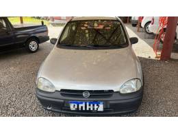 CHEVROLET - CORSA - 1999/1999 - Prata - R$ 15.900,00