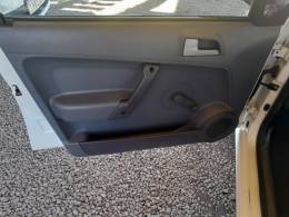 VOLKSWAGEN - GOL - 2007/2008 - Branca - R$ 23.000,00