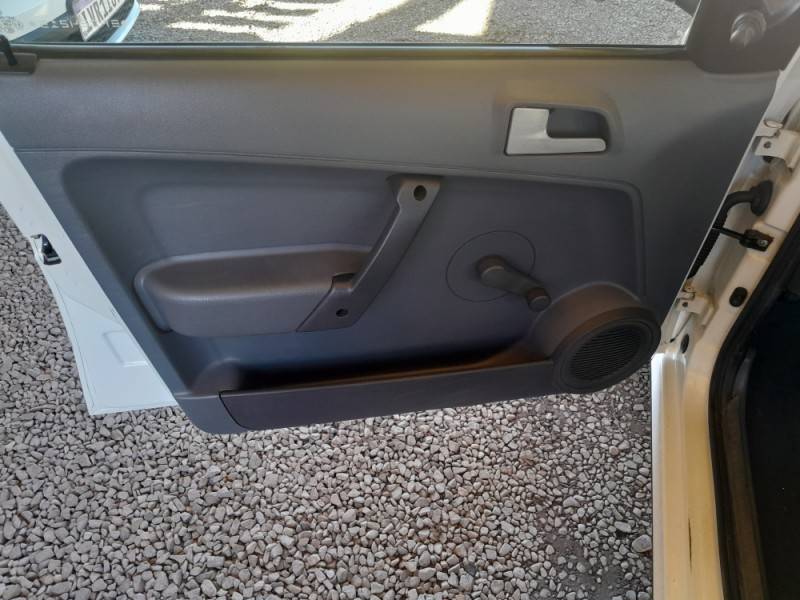 VOLKSWAGEN - GOL - 2007/2008 - Branca - R$ 23.000,00