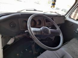 VOLKSWAGEN - KOMBI - 1996/1996 - Branca - R$ 17.000,00