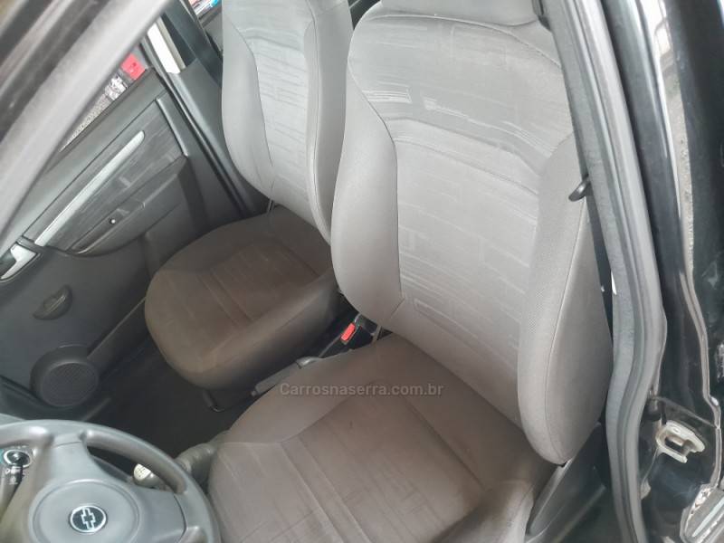 CHEVROLET - PRISMA - 2009/2010 - Preta - R$ 28.900,00