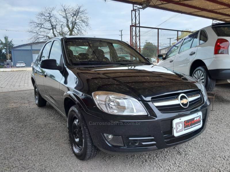 CHEVROLET - PRISMA - 2009/2010 - Preta - R$ 28.900,00