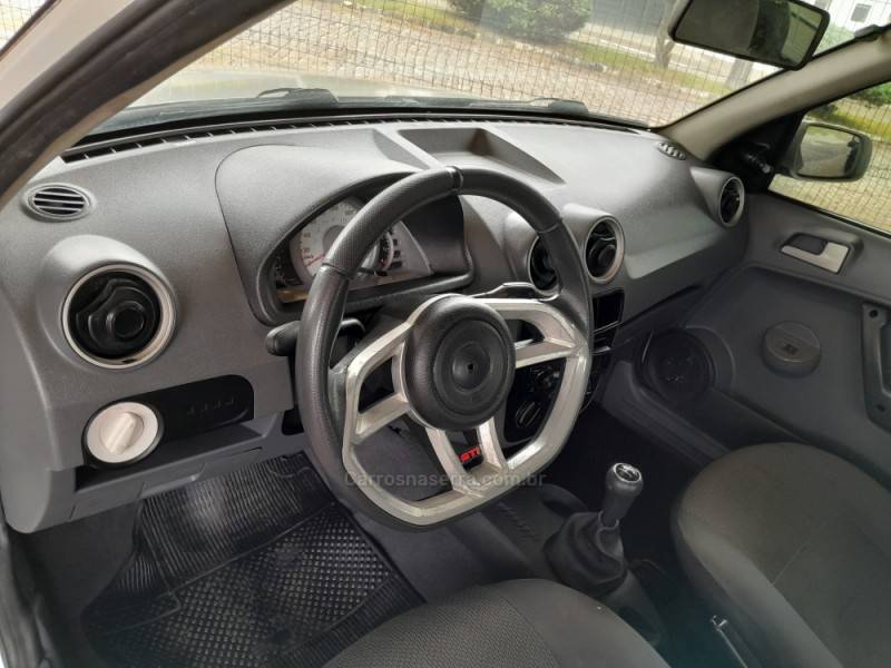 VOLKSWAGEN - GOL - 2007/2008 - Branca - R$ 24.000,00