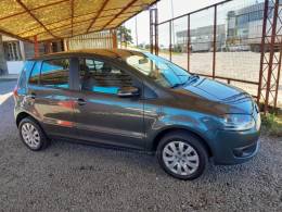 VOLKSWAGEN - FOX - 2013/2013 - Cinza - R$ 42.000,00