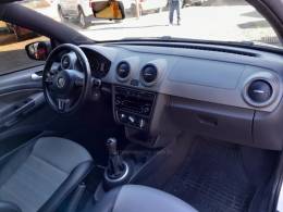 VOLKSWAGEN - SAVEIRO - 2014/2015 - Branca - R$ 66.900,00