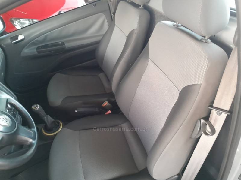 VOLKSWAGEN - SAVEIRO - 2010/2011 - Prata - R$ 41.000,00