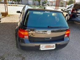 VOLKSWAGEN - GOLF - 2001/2002 - Preta - R$ 28.500,00