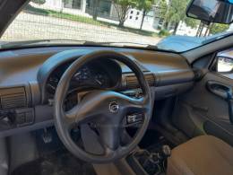 CHEVROLET - CORSA - 1997/1997 - Branca - R$ 12.000,00