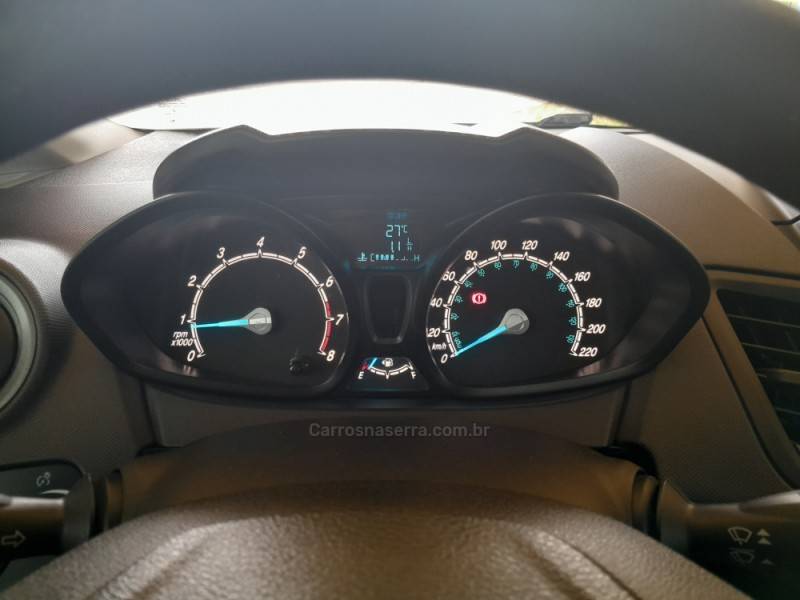 FORD - FIESTA - 2015/2016 - Prata - R$ 48.900,00