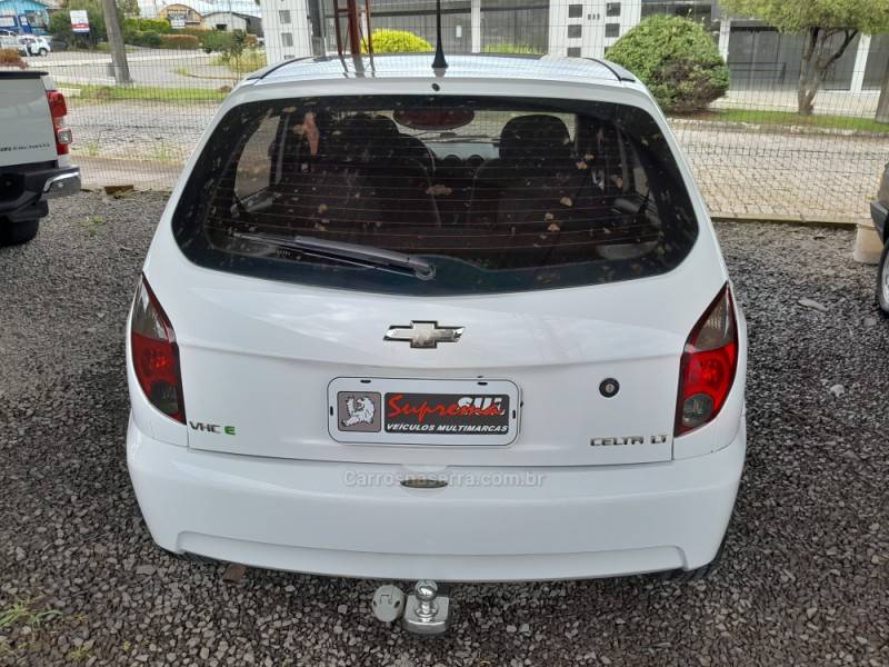 CHEVROLET - CELTA - 2012/2012 - Branca - R$ 29.900,00