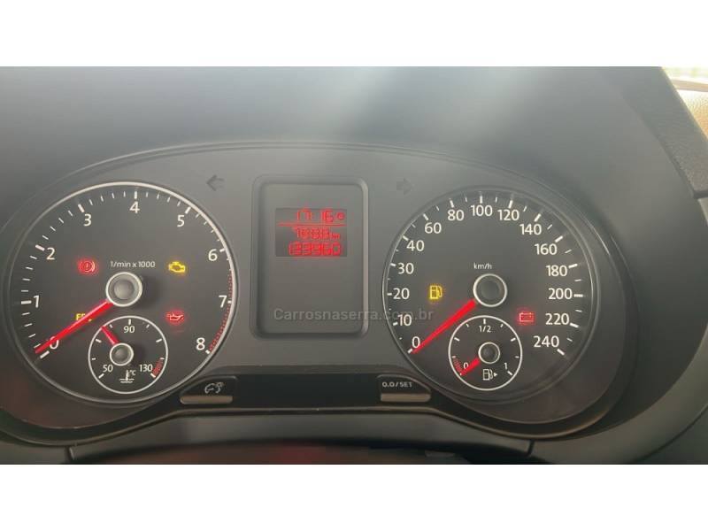 VOLKSWAGEN - FOX - 2011/2012 - Cinza - R$ 36.000,00