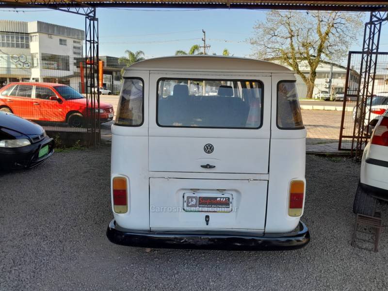 VOLKSWAGEN - KOMBI - 1996/1996 - Branca - R$ 17.000,00