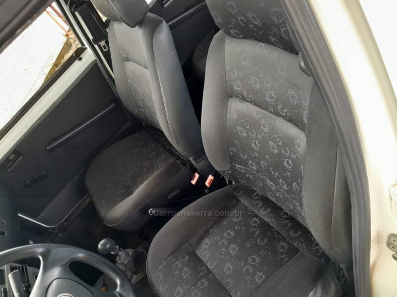 FIAT - UNO - 2011/2011 - Branca - R$ 26.500,00