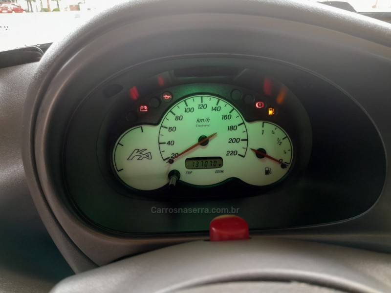 FORD - KA - 2002/2003 - Verde - R$ 13.000,00