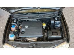 VOLKSWAGEN - GOLF - 2001/2002 - Preta - R$ 28.500,00