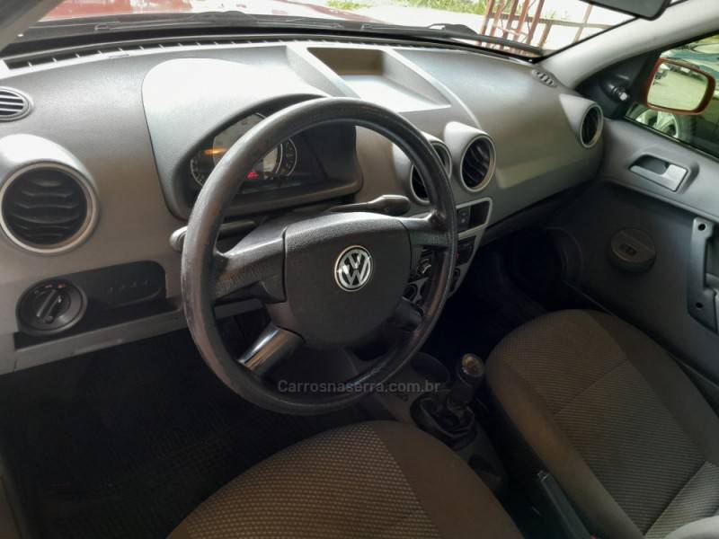 VOLKSWAGEN - GOL - 2013/2013 - Vermelha - R$ 29.900,00