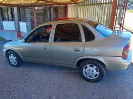 CHEVROLET - CLASSIC - 2008/2009 - Dourada - R$ 23.000,00