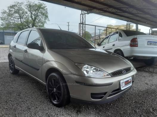 FORD - FOCUS - 2009/2009 - Prata - R$ 29.000,00