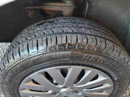 VOLKSWAGEN - GOL - 2007/2008 - Branca - R$ 23.000,00
