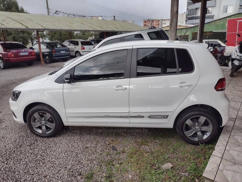 VOLKSWAGEN - FOX - 2019/2020 - Branca - R$ 64.000,00