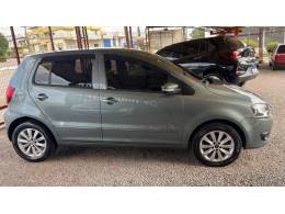 VOLKSWAGEN - FOX - 2011/2012 - Cinza - R$ 36.000,00