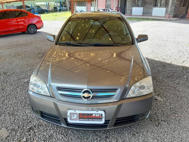 CHEVROLET - ASTRA - 2009/2010 - Cinza - R$ 41.900,00