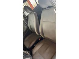 VOLKSWAGEN - FOX - 2011/2012 - Cinza - R$ 36.000,00