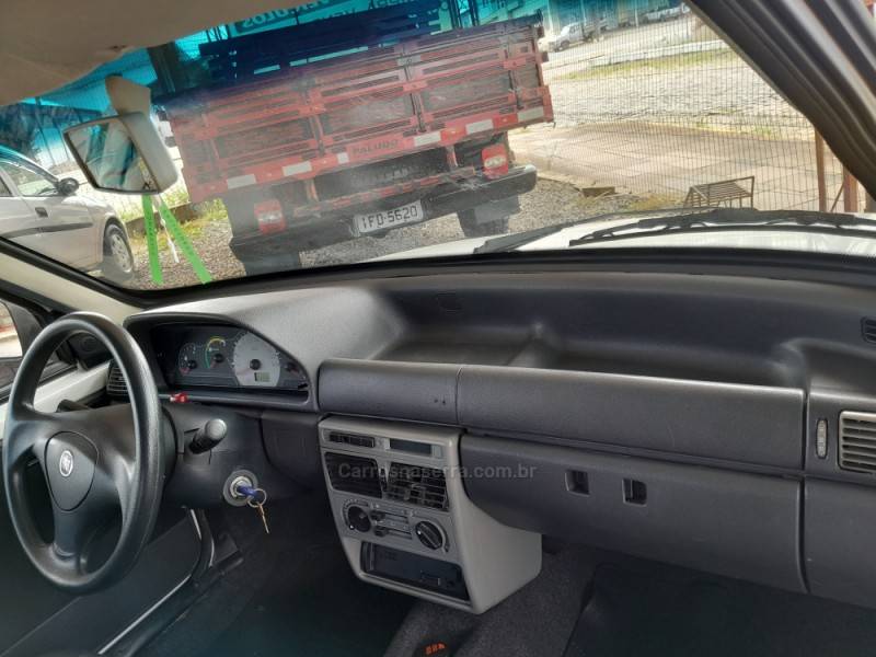 FIAT - UNO - 2011/2011 - Branca - R$ 26.500,00