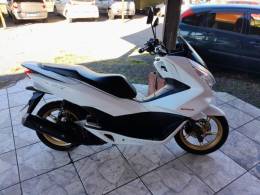 HONDA - PCX - 2016/2016 - Branca - R$ 13.500,00
