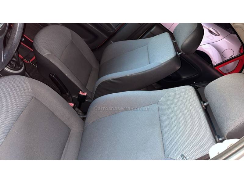 VOLKSWAGEN - GOL - 2008/2009 - Vermelha - R$ 27.500,00